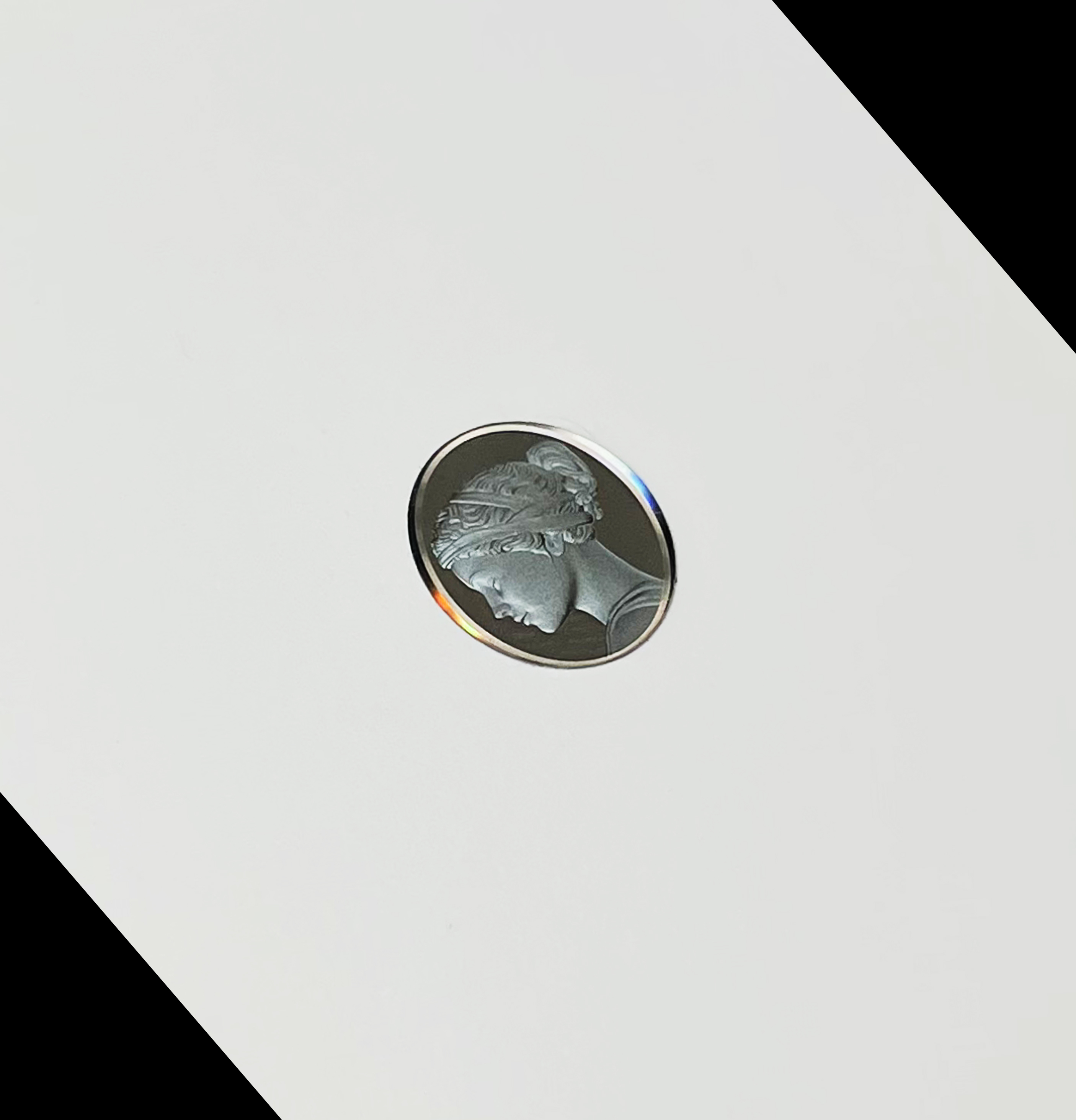 <div style="text-align:center;">
	全息浮雕立金
</div>